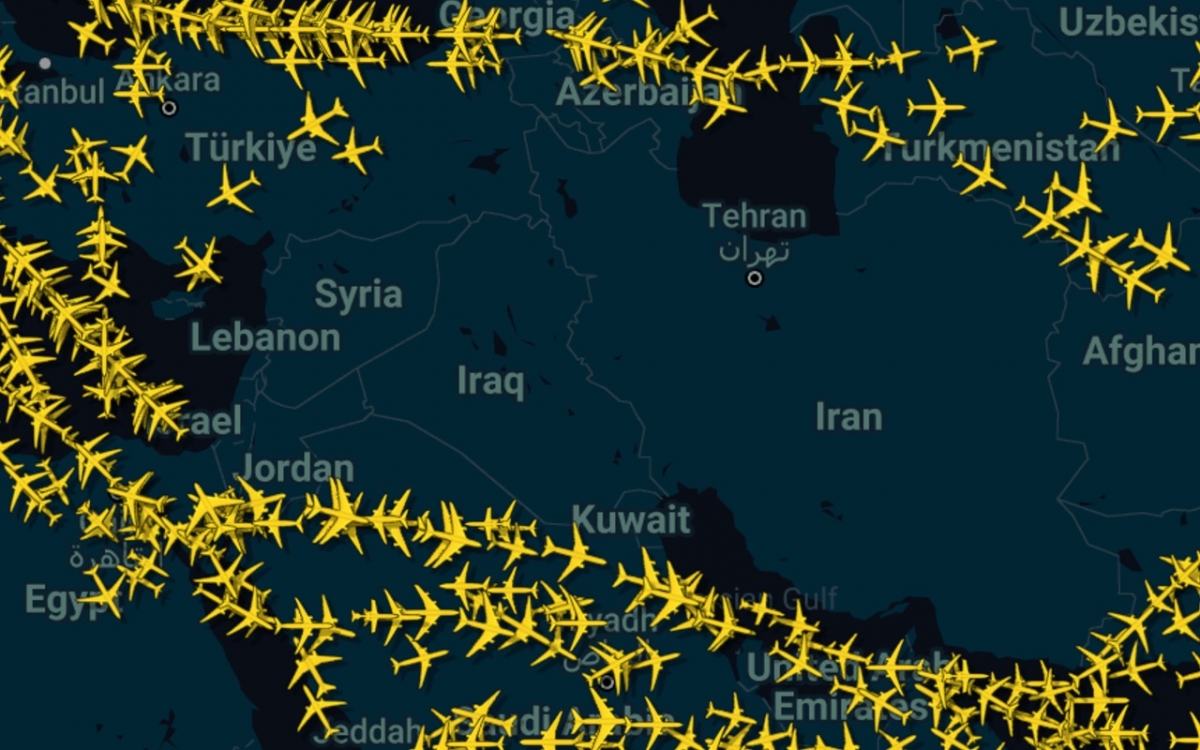 Toàn cảnh vụ Israel điều hơn 100 máy bay tấn công trả đũa làm rung chuyển Iran